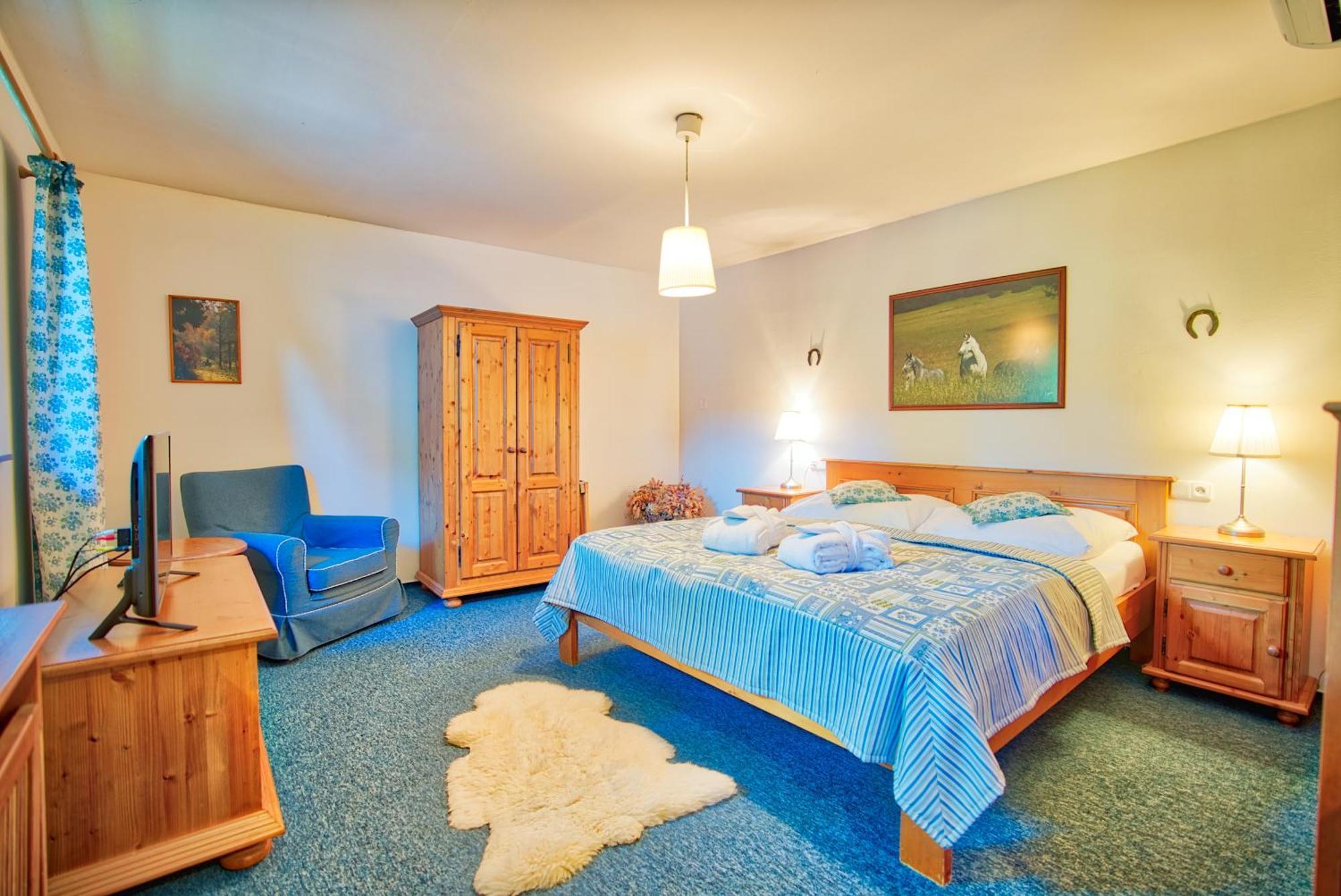 Apartman-Hotel Jitravsky Dvorec Rynoltice Eksteriør bilde